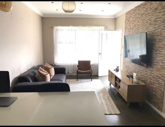 2 BEDROOM TOWNHOUSE FOR SALE IN GLENEAGLES